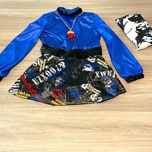 Descendents costume size 7–8